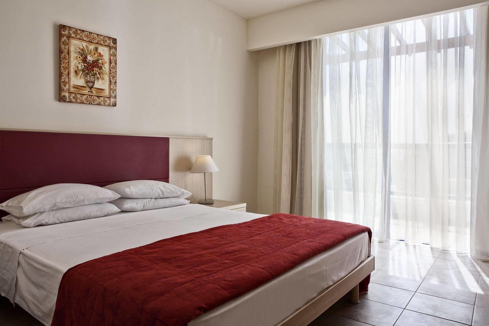 Sunrise Hotel Pefki  Bagian luar foto